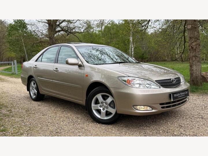 Toyota Camry 2.4 VVT-i CDX 4dr