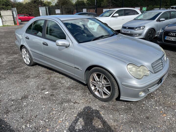Mercedes-Benz C Class 2.1 C200 CDI Classic SE 4dr