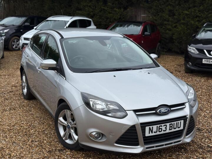 Ford Focus 1.6 TDCi Zetec Euro 5 (s/s) 5dr