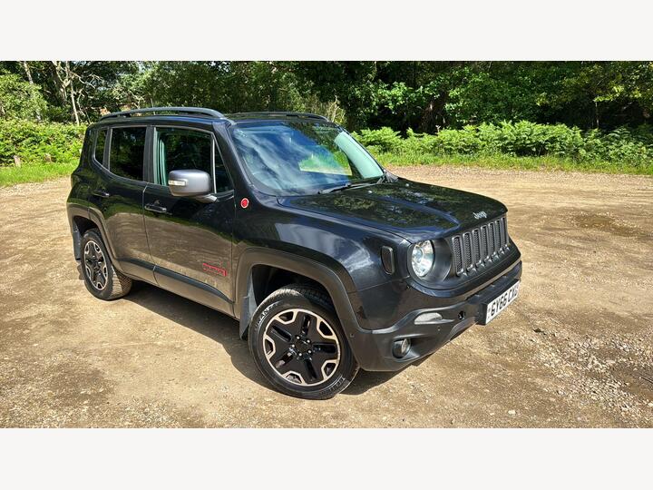 Jeep Renegade 2.0 MultiJetII Trailhawk Auto 4WD Euro 6 (s/s) 5dr Jeep Renegade 2.0 MultiJetII Trailhawk Auto 4WD Euro 6 (s/s) 5dr