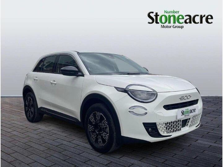 Fiat 600 Ice 1.2 MHEV E-DCT Euro 6 (s/s) 5dr