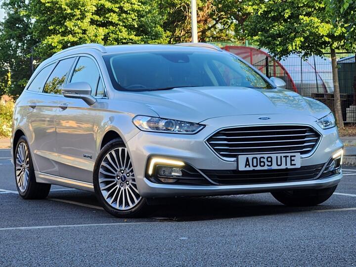 Ford Mondeo 2.0 TiVCT Titanium Edition CVT Euro 6 (s/s) 5dr (17 Inch Alloys)