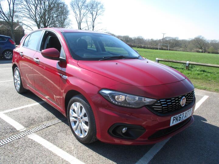 Fiat Tipo 1.4 MPI Easy Plus Euro 6 5dr
