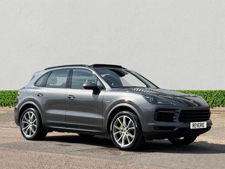 Porsche CAYENNE 3.0 V6 E-Hybrid 14.1kWh TiptronicS 4WD Euro 6 (s/s) 5dr (3.6kW Charger)