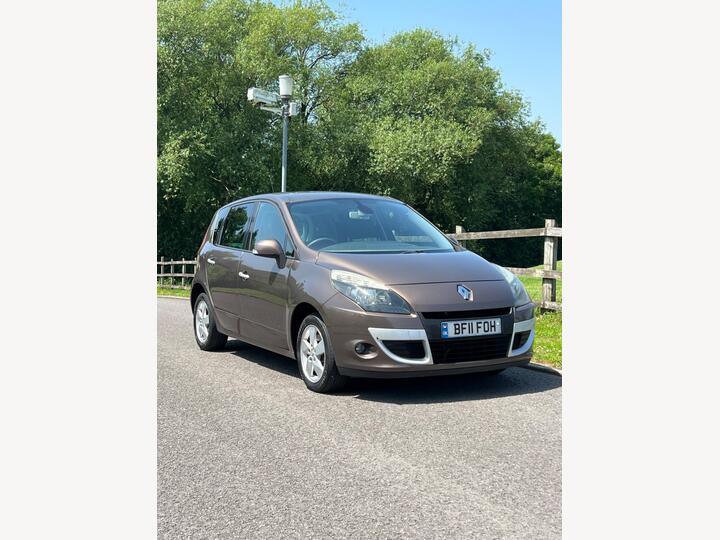 Renault Scenic 1.6 VVT Dynamique TomTom Euro 5 5dr