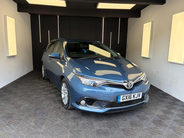 Toyota Auris 1.2 VVT-i Business Edition CVT Euro 6 (s/s) 5dr