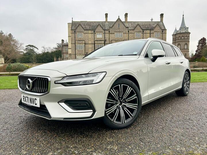 Volvo V60 2.0 B3 MHEV Inscription Auto Euro 6 (s/s) 5dr