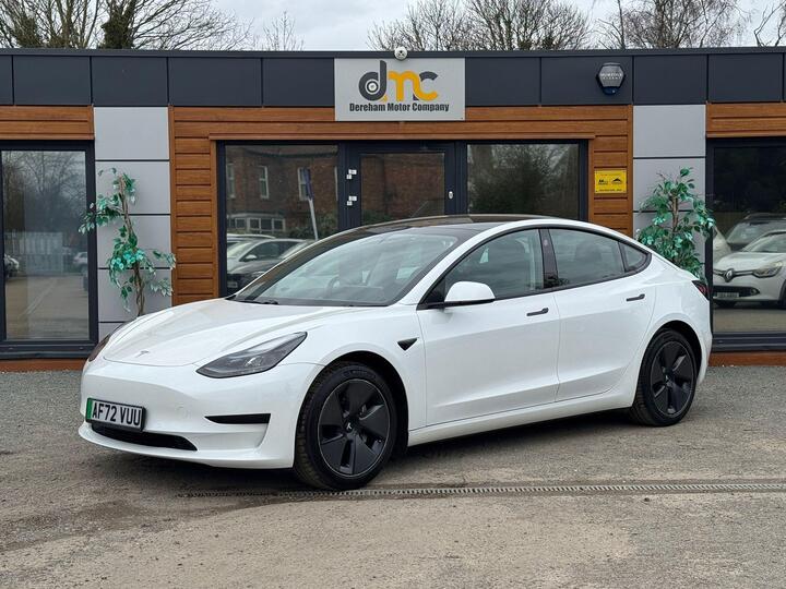 Tesla Model 3 Auto RWD 4dr