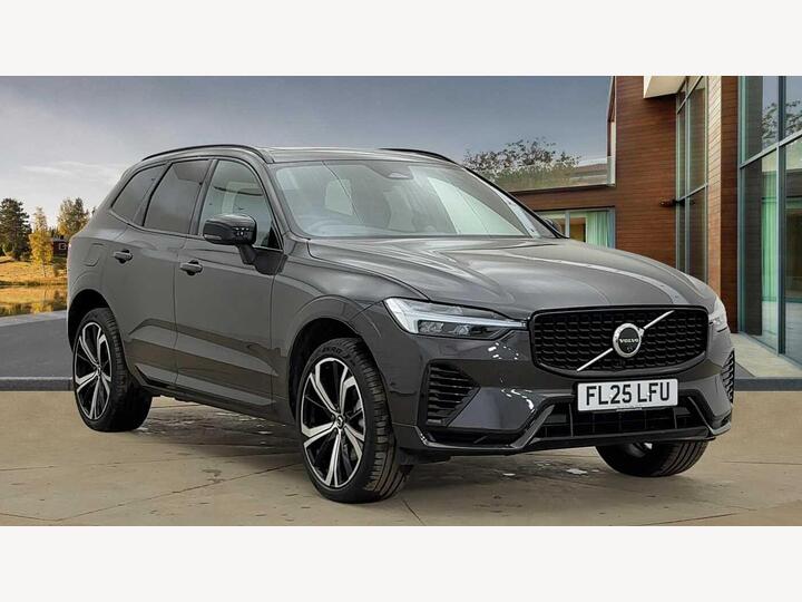 Volvo XC60 2.0h T8 18.8kWh Ultra Dark Auto AWD Euro 6 (s/s) 5dr