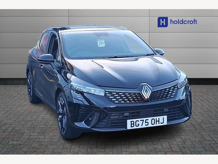 Renault Clio 1.6 E-TECH Techno Auto Euro 6 (s/s) 5dr Renault Clio 1.6 E-TECH Techno Auto Euro 6 (s/s) 5dr