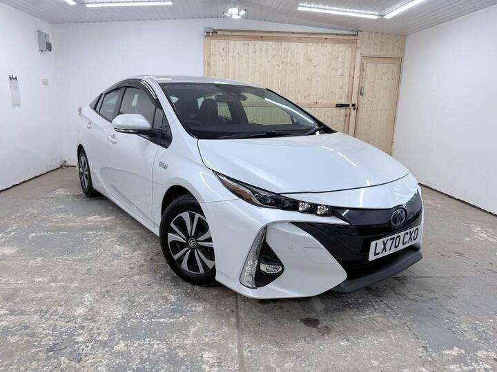 Toyota Prius 1.8 VVT 8.8kWh Business Edition Plus CVT Toyota Prius 1.8 VVT 8.8kWh Business Edition Plus CVT