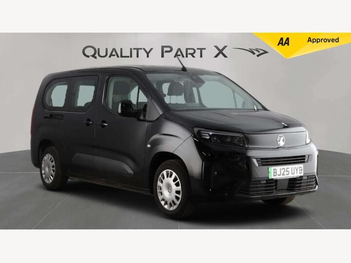 Vauxhall Combo Life Electric 52kWh Design XL MPV Auto 5dr (11kW Charger)
