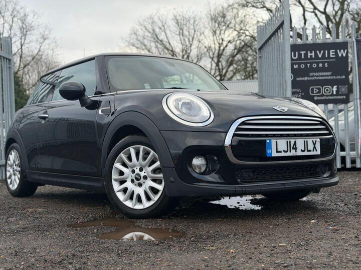 MINI Hatch 1.5 Cooper Auto Euro 6 (s/s) 3dr