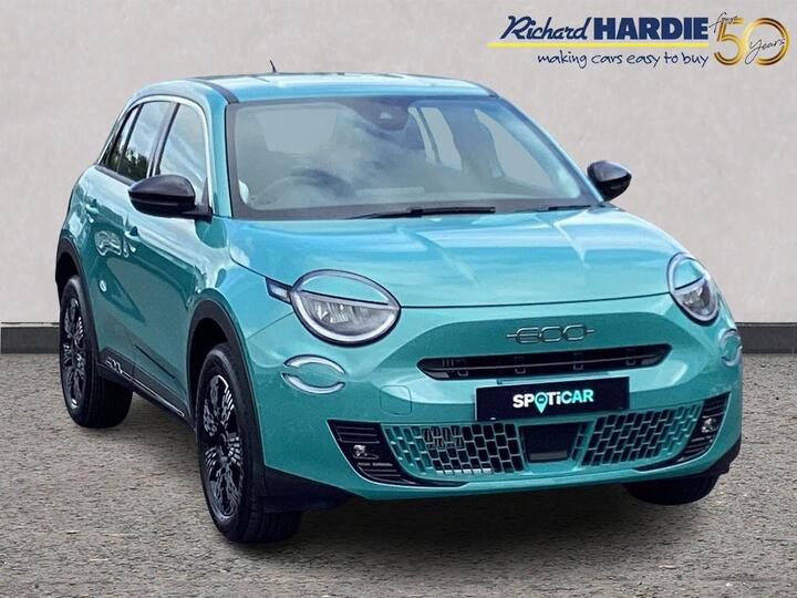 Fiat 600 1.2 MHEV E-DCT Euro 6 (s/s) 5dr