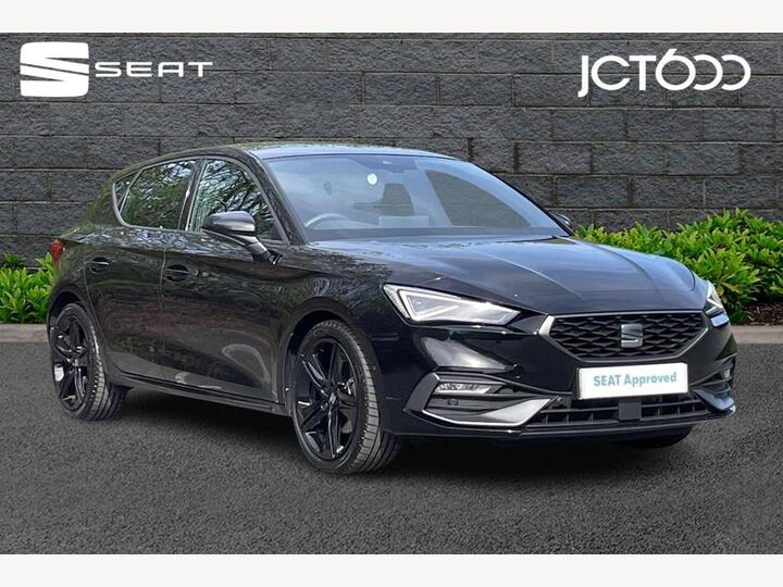 SEAT Leon 1.5 ETSI MHEV FR Black Edition DSG Euro 6 (s/s) 5dr