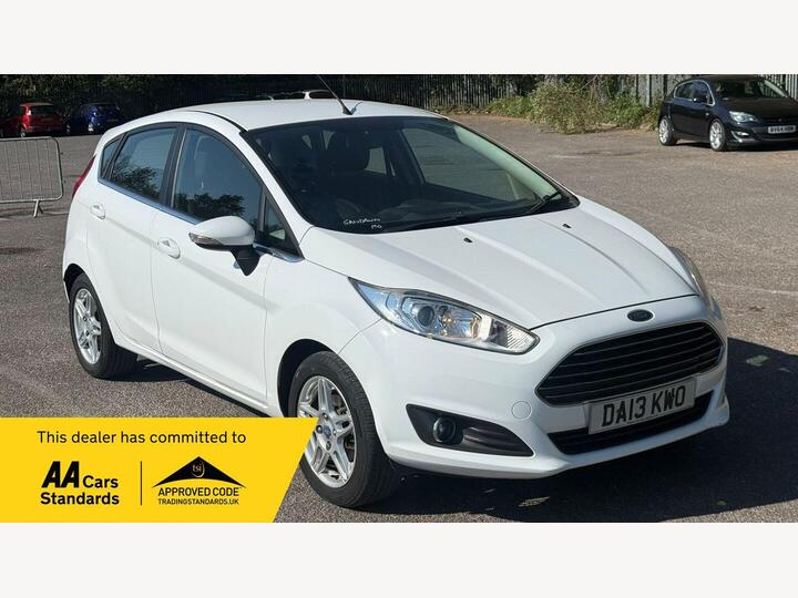 Ford Fiesta 1.0T EcoBoost Zetec Euro 5 (s/s) 5dr