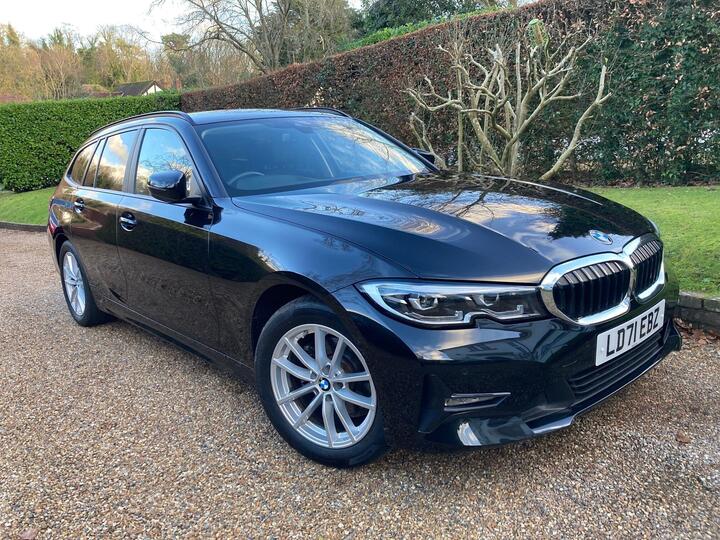 BMW 3 Series 2.0 320i SE Pro Touring Auto Euro 6 (s/s) 5dr BMW 3 Series 2.0 320i SE Pro Touring Auto Euro 6 (s/s) 5dr