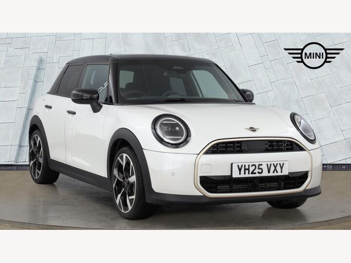 MINI Hatch 1.5C Exclusive Steptronic Euro 6 (s/s) 5dr
