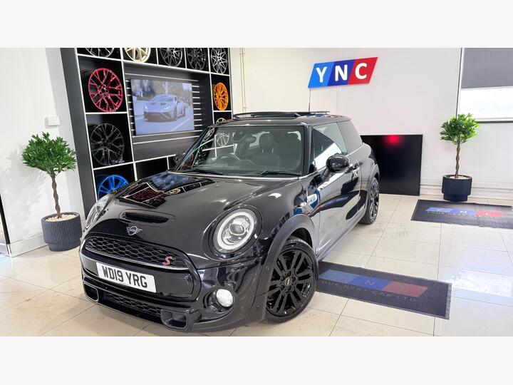 MINI Hatch 2.0 Cooper S Exclusive Steptronic Euro 6 (s/s) 3dr