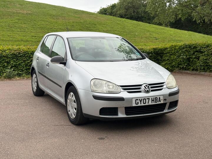 Volkswagen Golf 1.6 FSI S 5dr