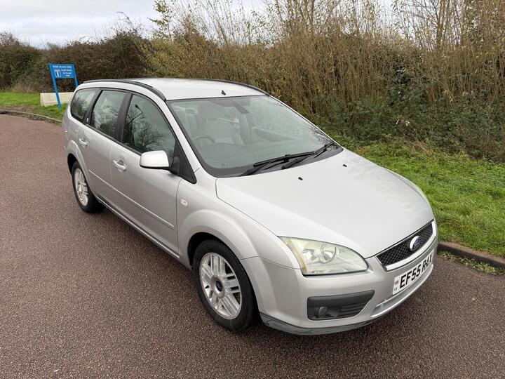 Ford Focus 2.0 TDCi DPF Ghia 5dr