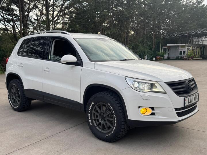 Volkswagen Tiguan 2.0 TSI SE DSG 4WD Euro 5 5dr