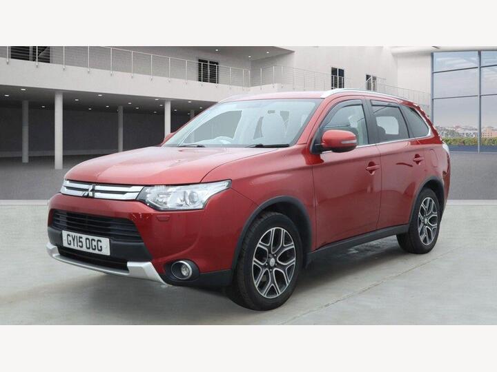 Mitsubishi Outlander 2.2 DI-D GX4 Auto 4WD Euro 5 (s/s) 5dr Mitsubishi Outlander 2.2 DI-D GX4 Auto 4WD Euro 5 (s/s) 5dr