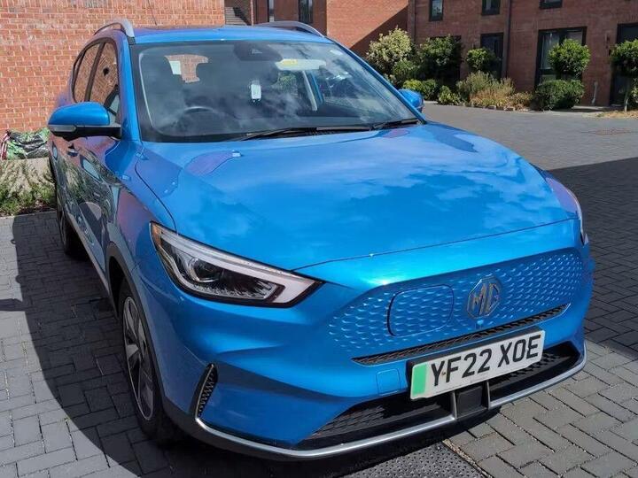 MG MG ZS 51.1kWh Trophy Auto 5dr