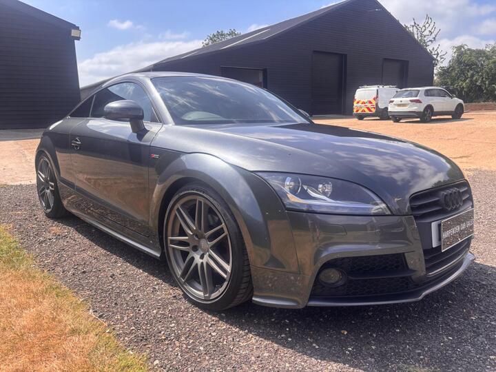 Audi TT 2.0 TFSI Black Edition Euro 5 (s/s) 3dr