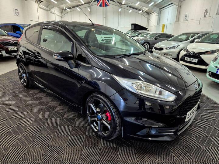 Ford Fiesta 1.6T EcoBoost ST-2 Euro 5 3dr