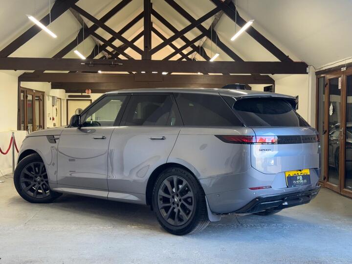 Land Rover Range Rover Sport 3.0 D300 MHEV Dynamic SE Auto 4WD Euro 6 (s/s) 5dr