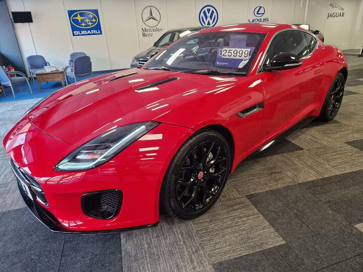 Jaguar F-Type 2.0i GPF R-Dynamic Auto Euro 6 (s/s) 2dr Jaguar F-Type 2.0i GPF R-Dynamic Auto Euro 6 (s/s) 2dr