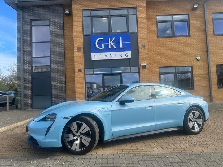 Porsche Taycan Performance 79.2kWh Auto RWD 4dr (11kW Charger)