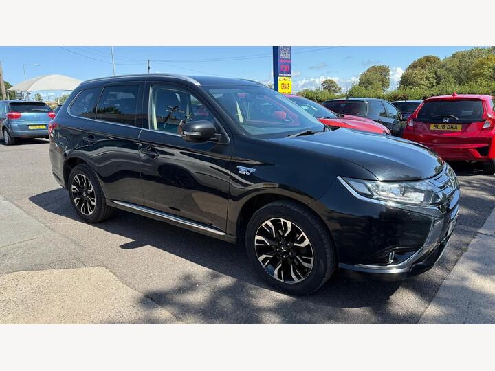 Mitsubishi Outlander 2.0h 12kWh GX3h+ CVT 4WD Euro 6 (s/s) 5dr