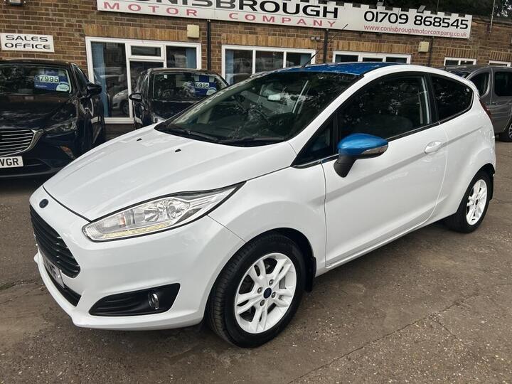 Ford FIESTA HATCHBACK 1.25 Zetec White Edition Euro 6 3dr
