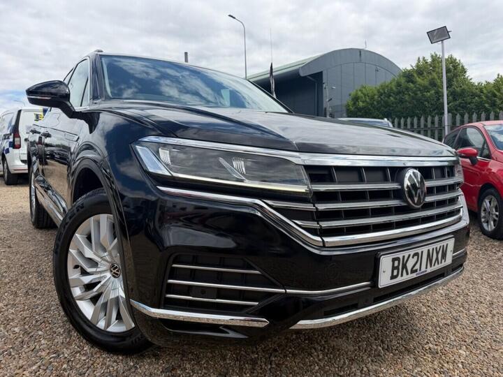Volkswagen TOUAREG 3.0 TDI V6 SEL Tiptronic 4Motion Euro 6 (s/s) 5dr