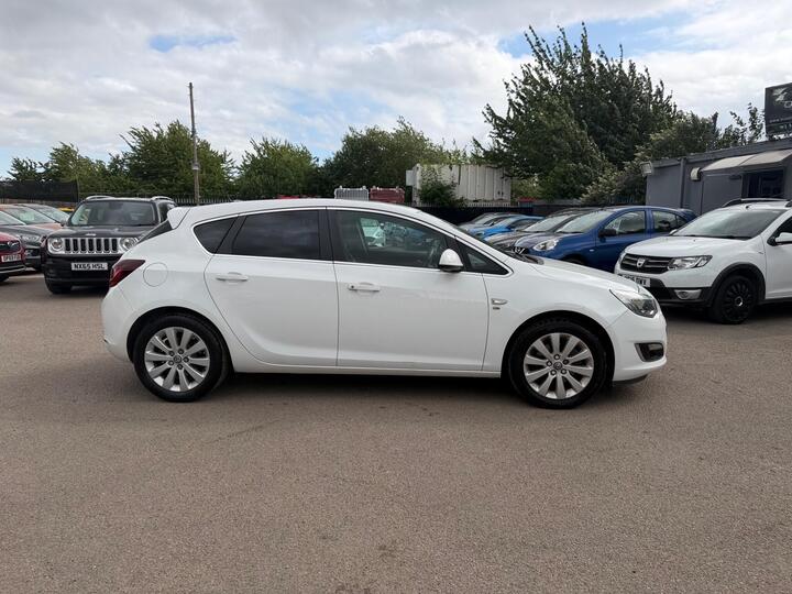 Vauxhall Astra 2.0 CDTi EcoFLEX Elite Euro 5 (s/s) 5dr