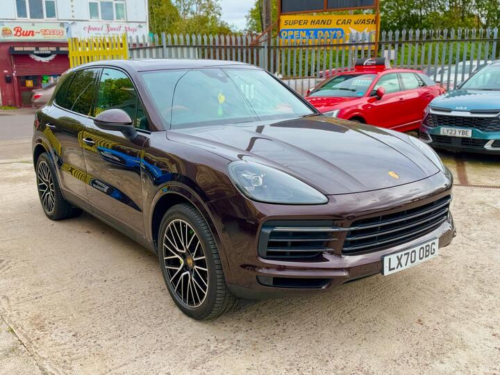 Porsche Cayenne 3.0 V6 E-Hybrid 14.1kWh TiptronicS 4WD Euro 6 (s/s) 5dr (3.6kW Charger)