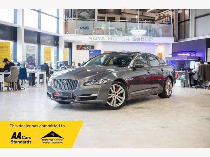 Jaguar XJ 3.0d V6 Premium Luxury Auto Euro 6 (s/s) 4dr