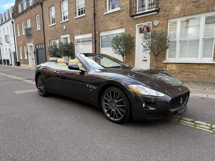 Maserati GranCabrio 4.7 V8 Auto Euro 5 2dr Maserati GranCabrio 4.7 V8 Auto Euro 5 2dr
