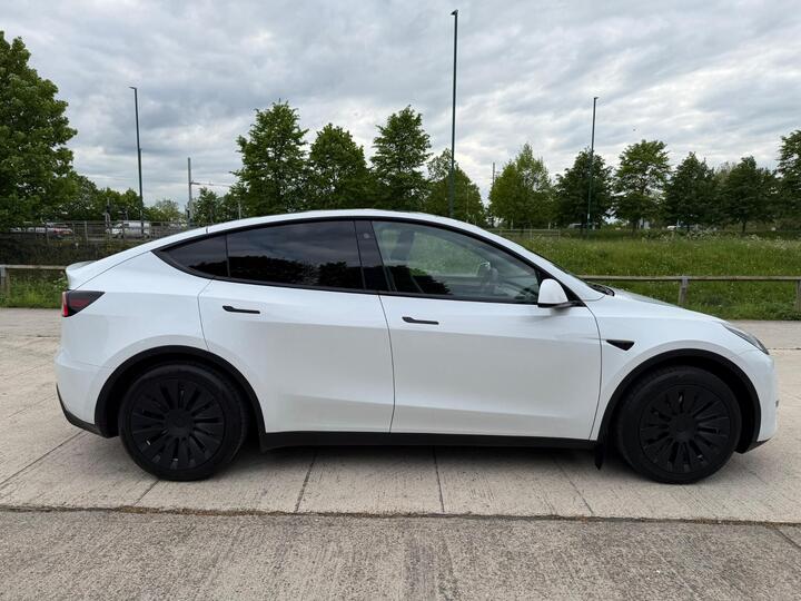 Tesla Model Y Auto RWD 5dr