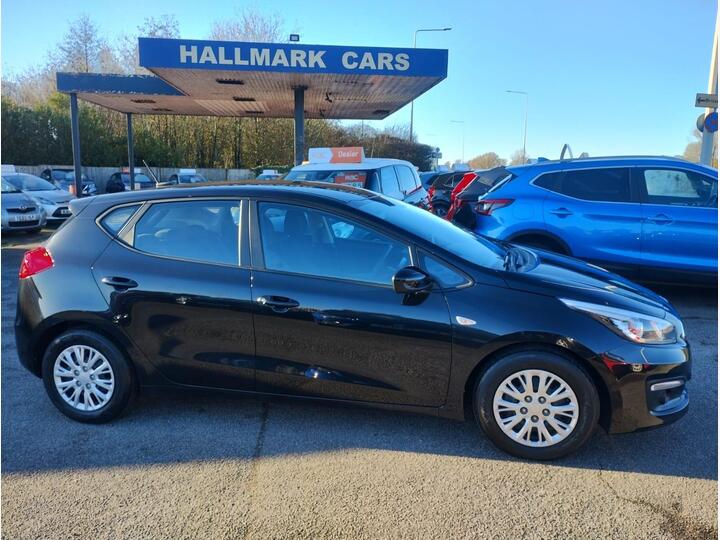 Kia Ceed 1.6 CRDi 1 Euro 6 (s/s) 5dr