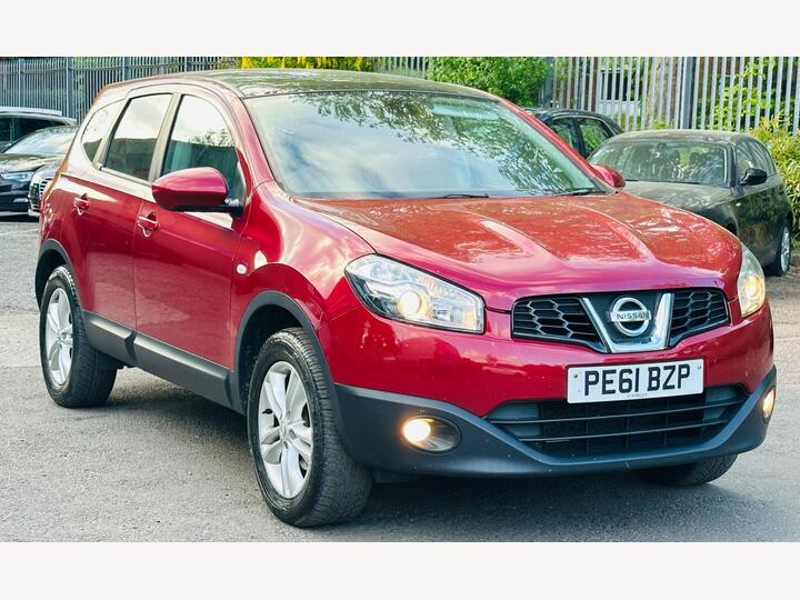 Nissan Qashqai+2 1.6 Acenta 2WD Euro 5 (s/s) 5dr Nissan Qashqai+2 1.6 Acenta 2WD Euro 5 (s/s) 5dr