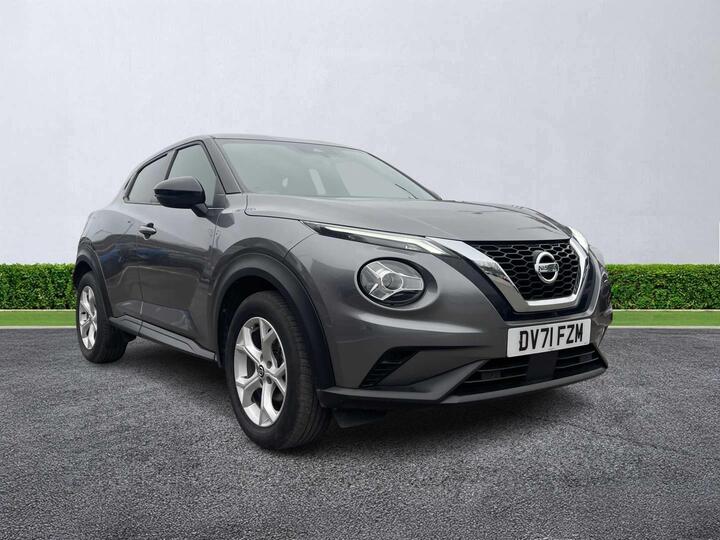 Nissan JUKE 1.0 DIG-T N-Connecta Euro 6 (s/s) 5dr