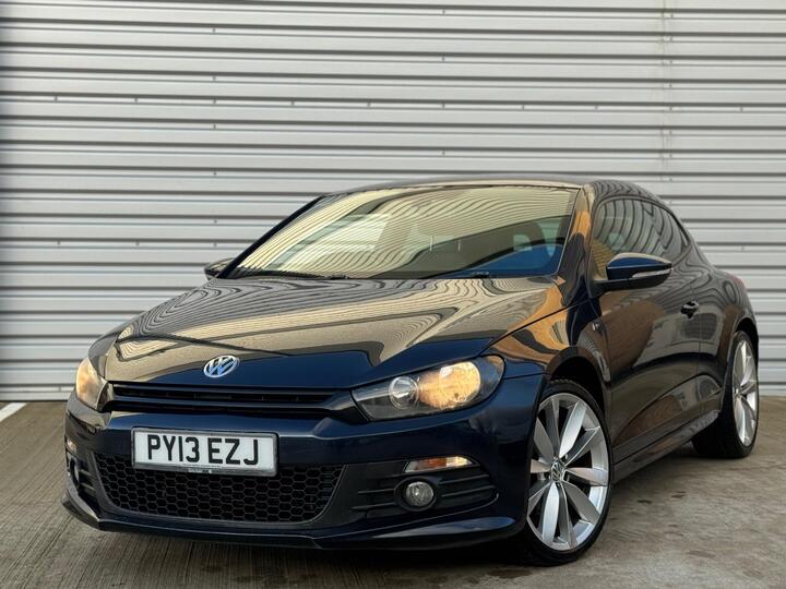 Volkswagen Scirocco 2.0 TDI R-Line Euro 5 3dr (Leather, Nav) Volkswagen Scirocco 2.0 TDI R-Line Euro 5 3dr (Leather, Nav)