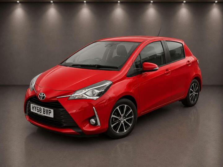 Toyota YARIS 1.5 VVT-i Icon Tech Euro 6 5dr