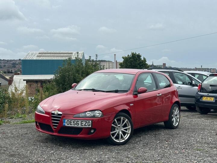 Alfa Romeo 147 1.6 T.Spark Lusso 3dr