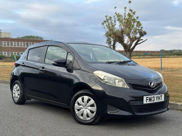 Toyota Vitz N/A
