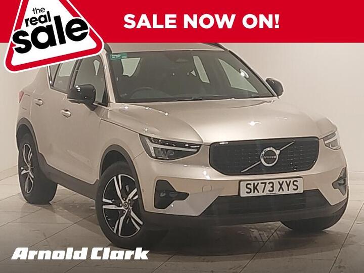 Volvo XC40 2.0 B4 MHEV Plus DCT Auto Euro 6 (s/s) 5dr