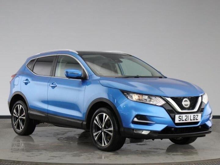 Nissan Qashqai 1.3 DIG-T N-Connecta Euro 6 (s/s) 5dr